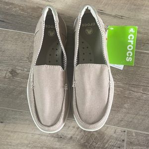 CROCS Women’s Walu Canvas Loafers- Size 8 Khaki/Stucco